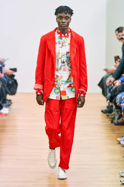 Look 9